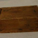 Slide Top Box, in nice old surface
Height 2 1/4" Width 5 1/2" Depth 3"